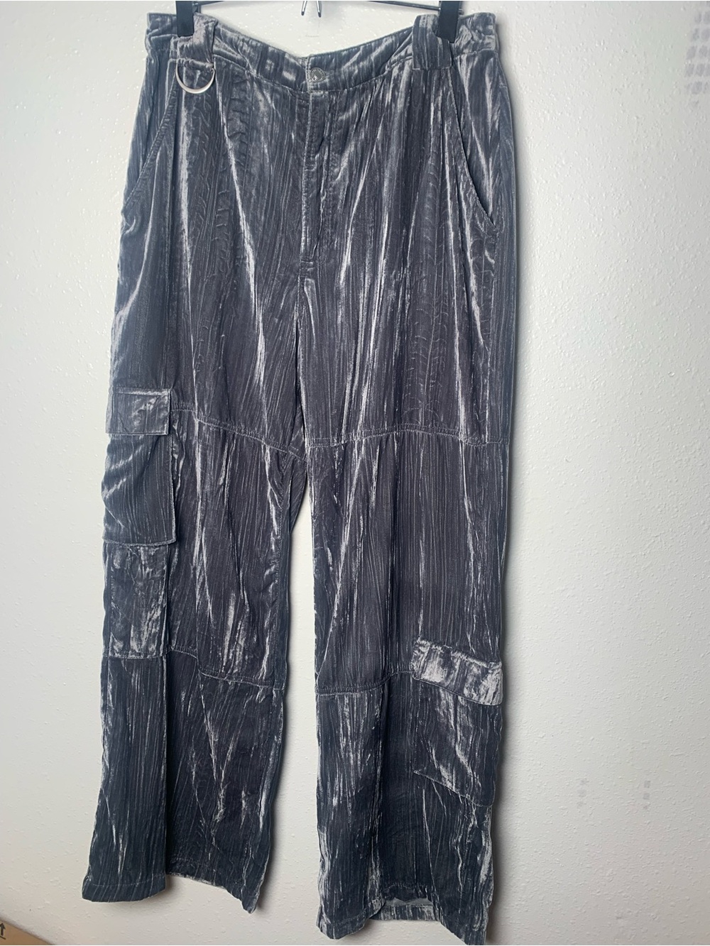 Wide Leg Crushed Velvet Cargo Pants - Gray